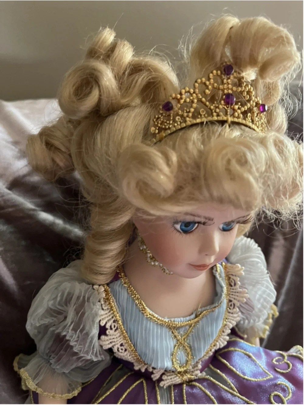 collectible memories porcelain dolls-W/ Stand And Box - Made For Kmart
